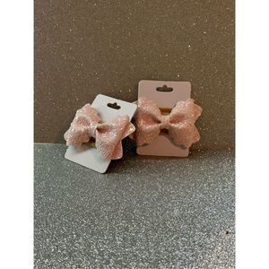 Piggie hair bow set